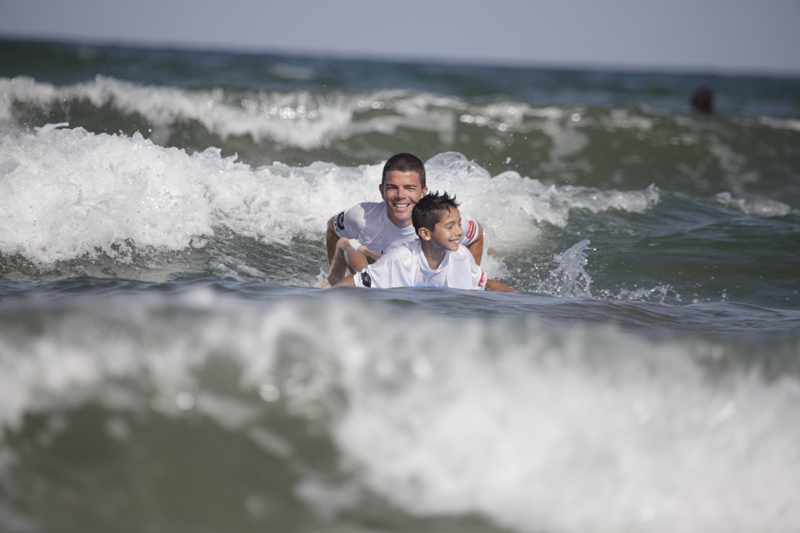 Día Internacional del Surfing