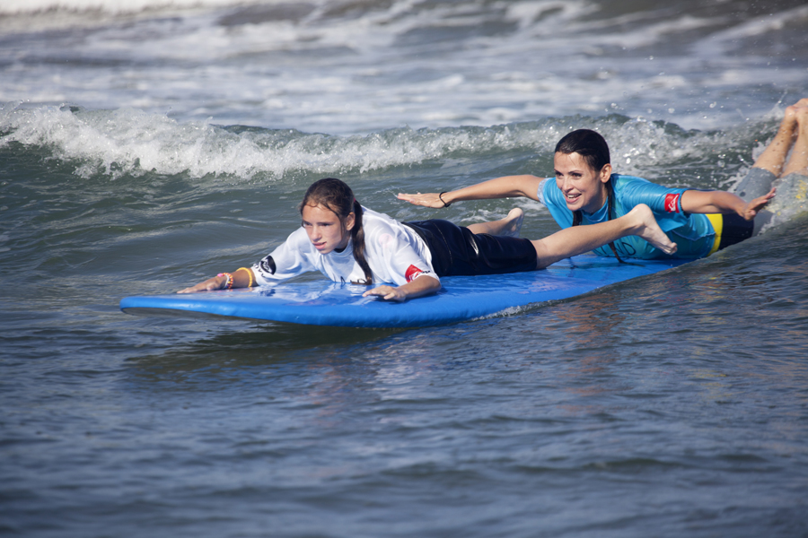 Día Internacional del Surfing